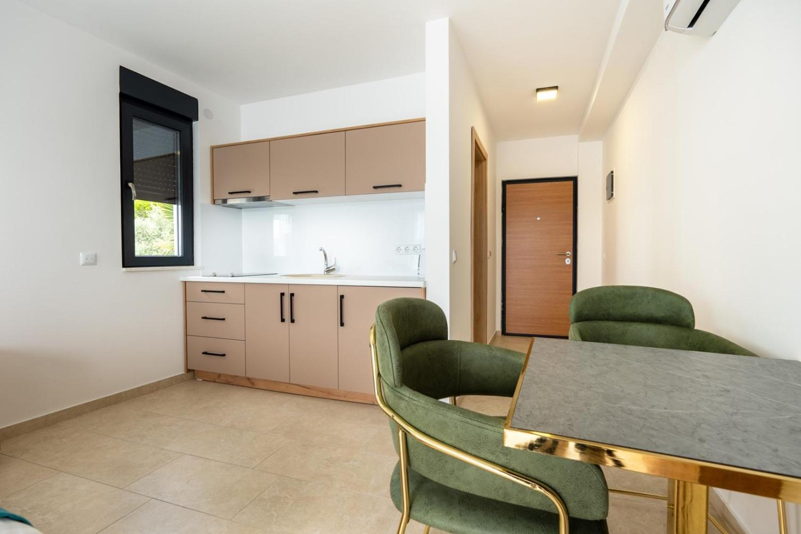 Villa Emina Sa Privatnom Plazom I Parkingom Neum Exterior photo